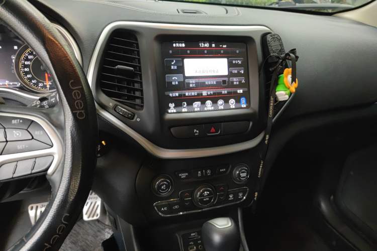 Used Jeep Cherokee 2017 2.4L Leading Smart Edition