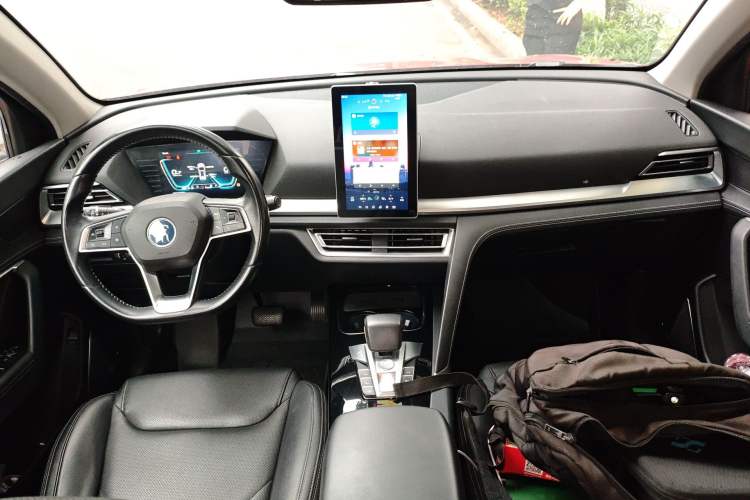 Used BYD Song Pro 2019 1.5T Automatic Prestige Model Center Console