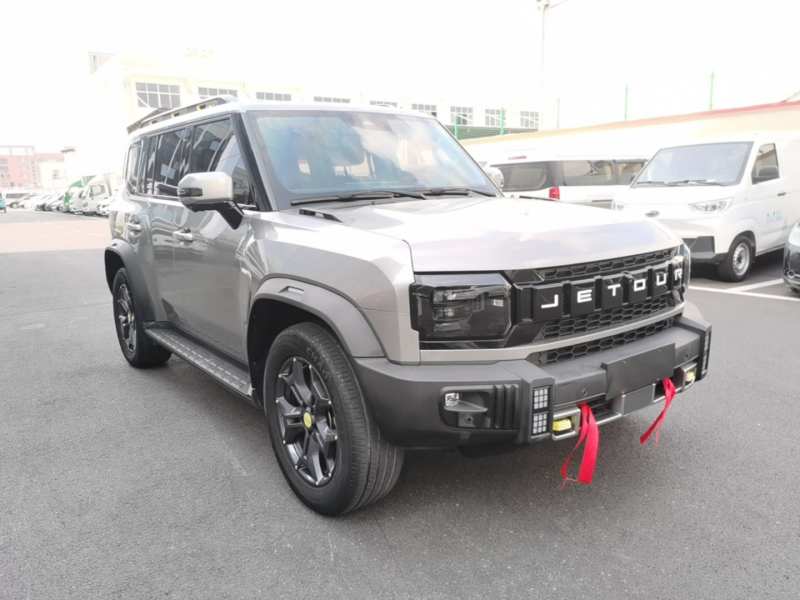 Used JETOUR Traveler 2023 2.0T All-Wheel-Drive CrossPRO — 3