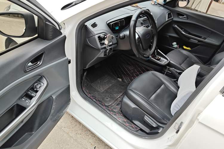 Used Ford Escort 2017 Happiness Edition 1.5L Automatic Fashion Version