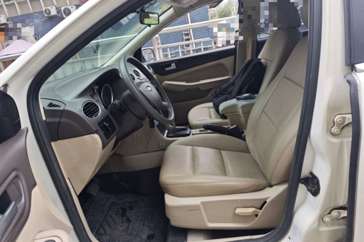 Used Ford Focus 2013 Sedan Classic 1.8L Automatic Base Model