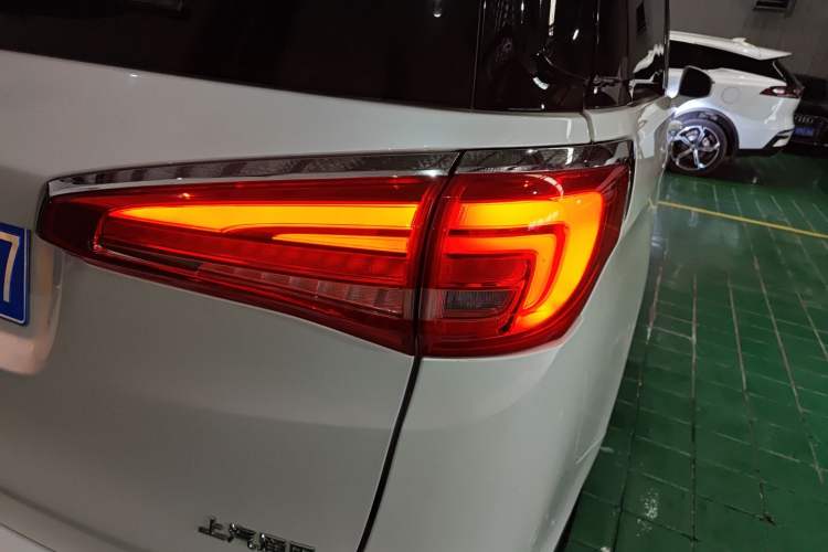 Used Buick GL8 2018 ES 28T Comfort Model China VI Standard
