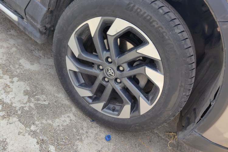 Used Toyota RAV4 2016 2.5L Automatic 4x4 Elite Edition
