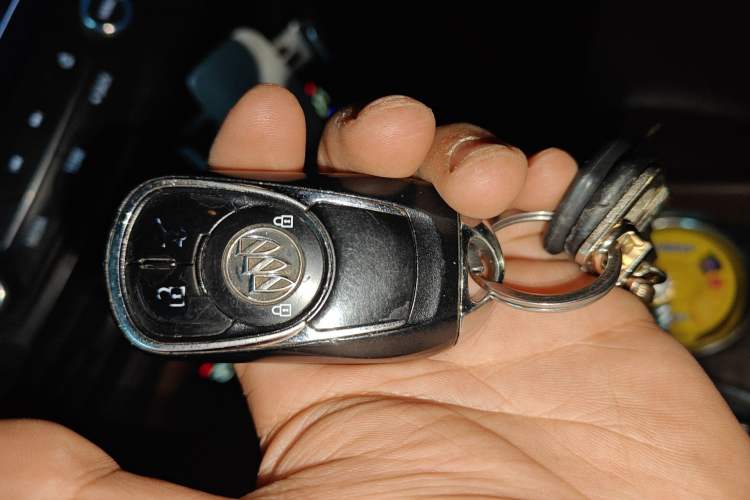 Used Buick Envision 2016 28T Four-Wheel Drive Luxury Model Vehicle Key