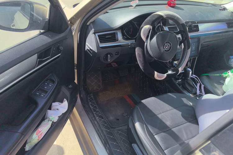 Used Volkswagen Bora 2016 1.6L Automatic Comfort Model