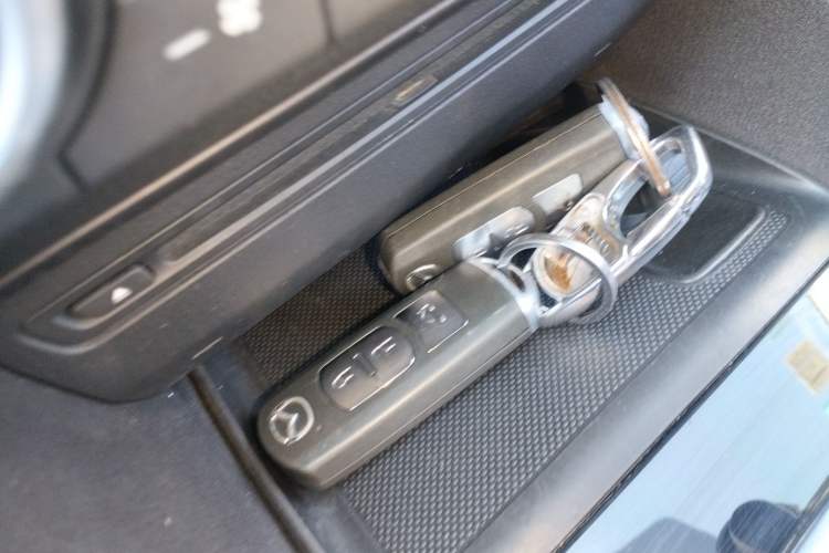 Used Mazda 3 Axela 2016 Sedan 1.5L Automatic Luxury Model Vehicle Key