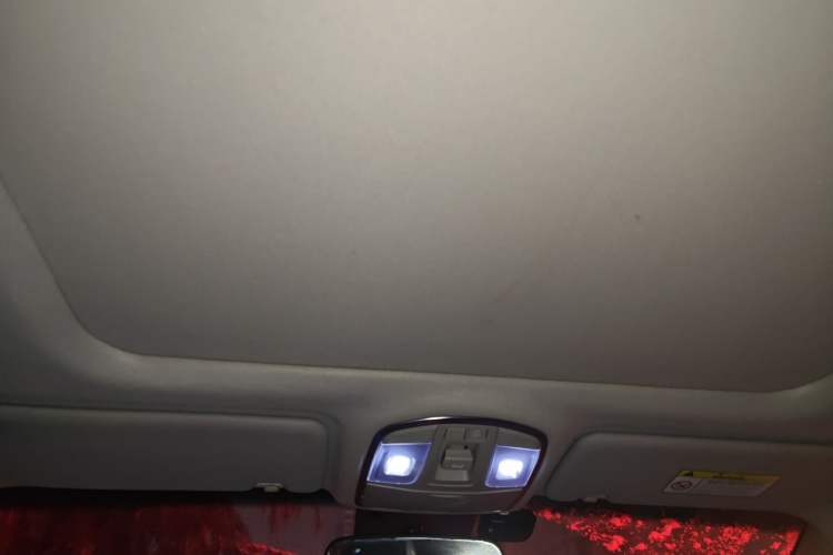 Used Hyundai Tucson 2018 1.6T Dual-Clutch Two-Wheel Drive 15th Anniversary Special Edition
