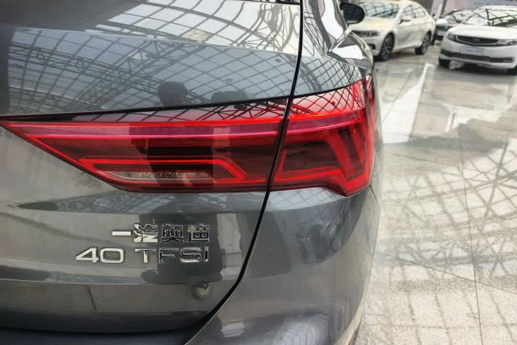 Used Audi Q3 2022 40 TFSI Fashion Dynamic Model
