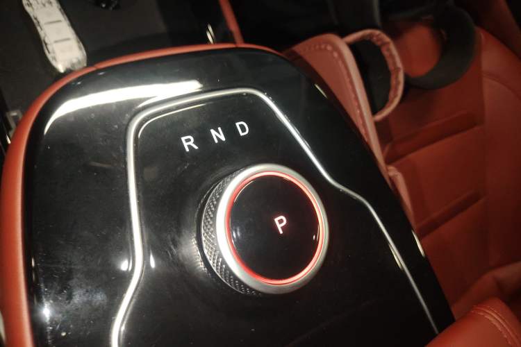 Used SERES SF5 2021 Huawei Smart Selection Four-Wheel Drive Edition Gear Lever