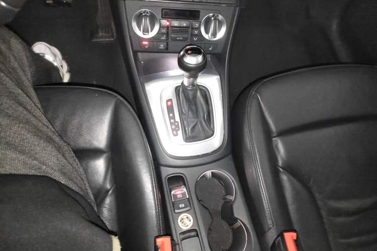 Used Audi Q3 2015 35 TFSI Comfort Model