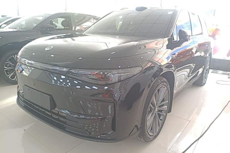 Used Leapmotor C16 2026 Extended-Range 280 LiDAR Zhizun Edition 6 Seats