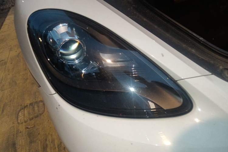 Used Porsche 718 2019 Cayman T 2.0T Right Front Headlight