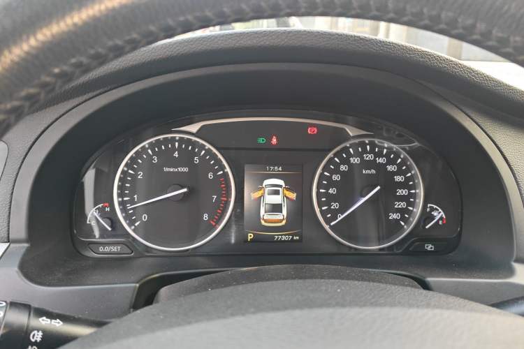 Used Geely Auto Emgrand GT 2015 1.8T Flagship Model
