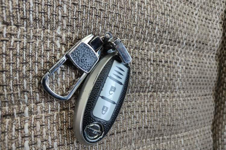 Used Nissan X-Trail 2015 2.0L CVT Comfort MAX Edition 2WD
