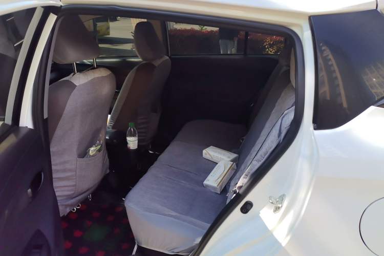 Used Toyota YARiS L Zhi Xuan 2017 1.5E CVT Enhanced Performance Edition Left Rear Seat