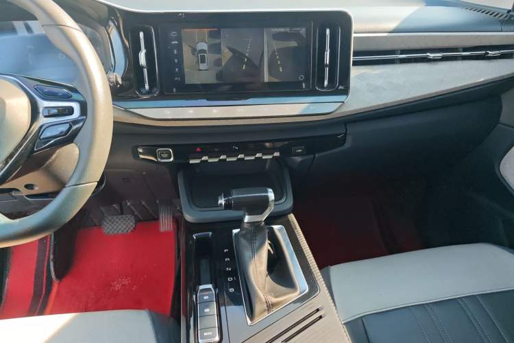 Used Baojun RM-5 2019 1.5T CVT 24-Hour Online Luxury Version 5 Seats
