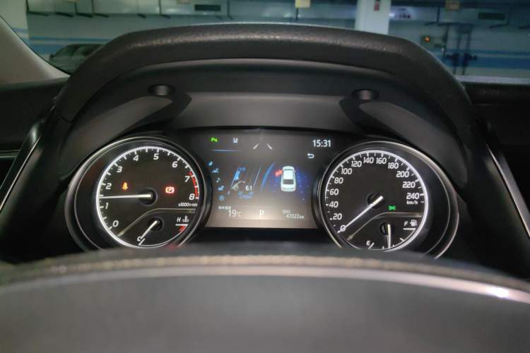 Used Toyota Camry 2021 2.0G Luxury Edition Instrument Cluster