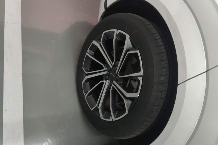 Used Lynk & Co 09 EM-P 2021 2.0T PHEV Halo Six-Seater
