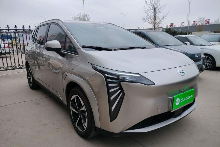 Used AION Y 2025 Plus 510 Zhihao Edition Front Right 45 Deg