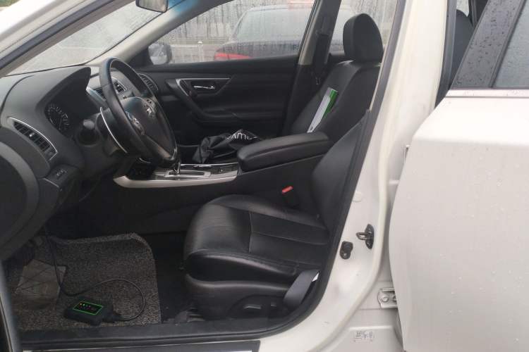 Used Nissan Teana 2013 2.5L XL Leading Edition Left Front Seat