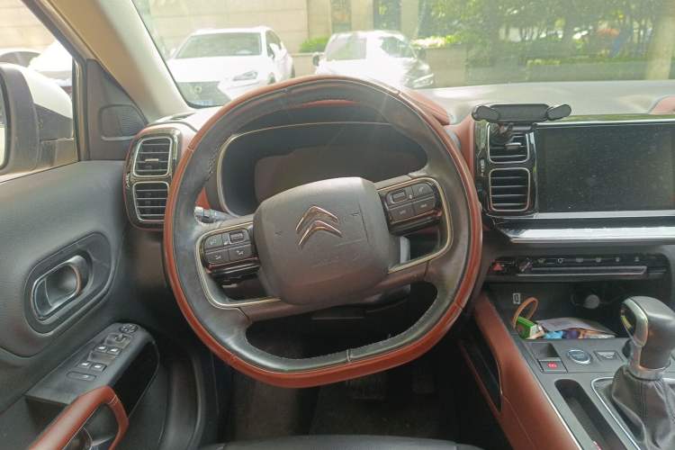 Used Citroen C5 AIRCROSS 2017 350THP Luxury Model Steering Wheel