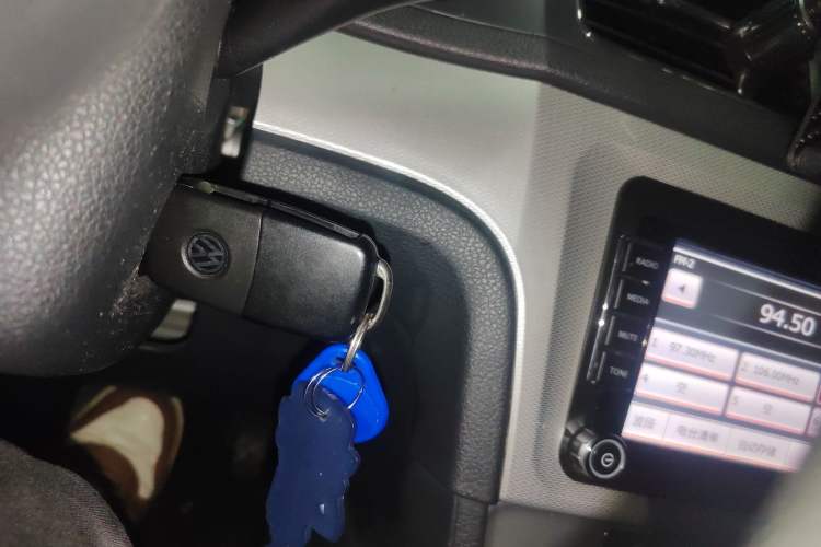 Used Volkswagen Gran Lavida 2013 1.6L Automatic Comfort Model Vehicle Key