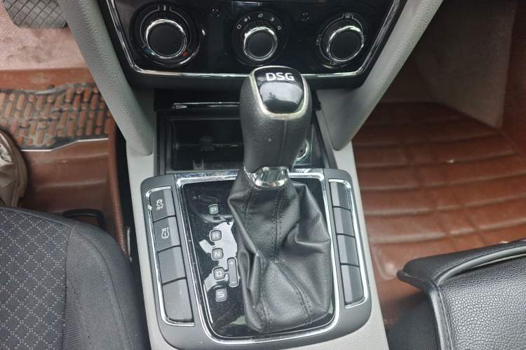 Used Skoda Superb 2013 1.4TSI DSG Sport Edition