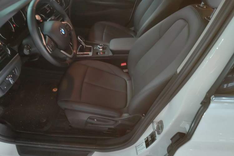 Used BMW 1 Series 2022 120i M Sport Edition Left Front Seat