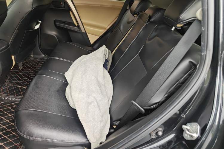 Used Toyota RAV4 2015 2.0L CVT Two-Wheel Drive Urban Edition