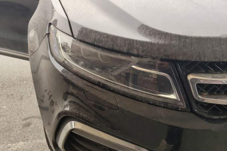 Used Zotye T600 2016 Sport Edition 1.5T Manual Prestige Model Right Front Headlight