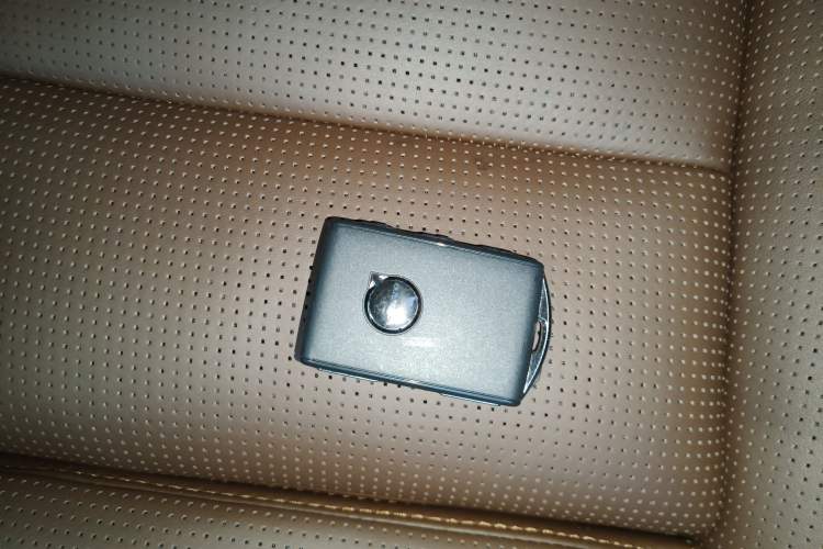 Used Volvo XC60 New Energy 2025 Plug-in Hybrid Long-Range All-Wheel Drive Smart Luxury Edition