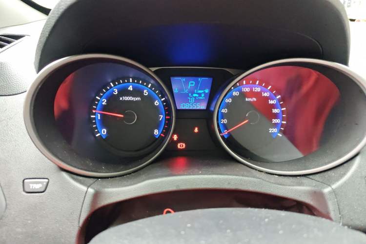 Used Hyundai ix35 2015 2.0L Automatic 2WD Comfort Edition China IV Standard Instrument Cluster