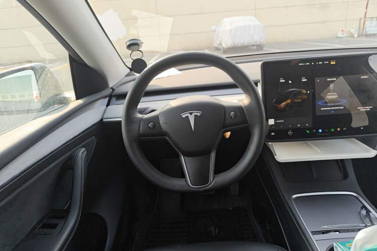 Used Tesla Model Y 2024 Rear-Wheel-Drive Version