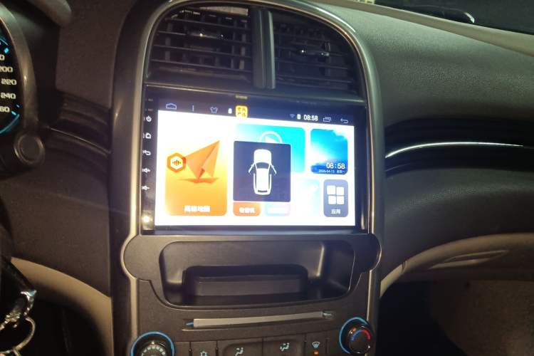 Used Chevrolet Malibu 2014 2.0L Automatic Comfort Edition Audio And AC Panel