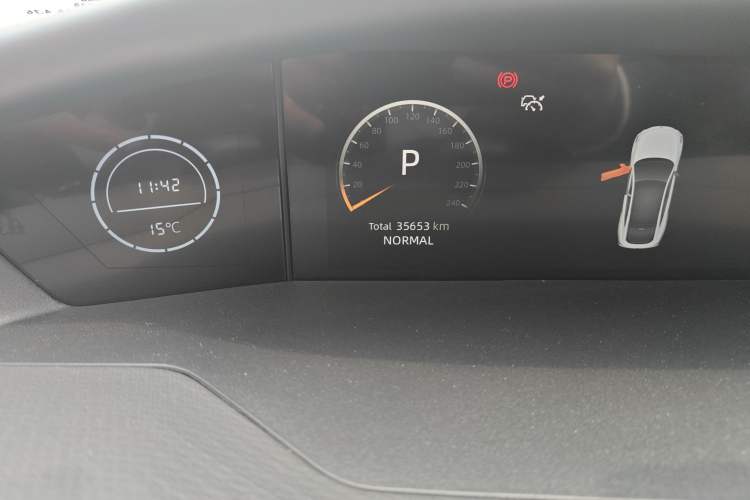 Used Changan UNI-V 2022 1.5T Prestige Version