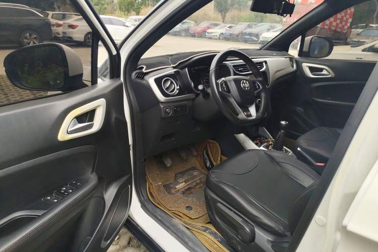 Used Brilliance V3 2015 1.5L Manual Smart Version