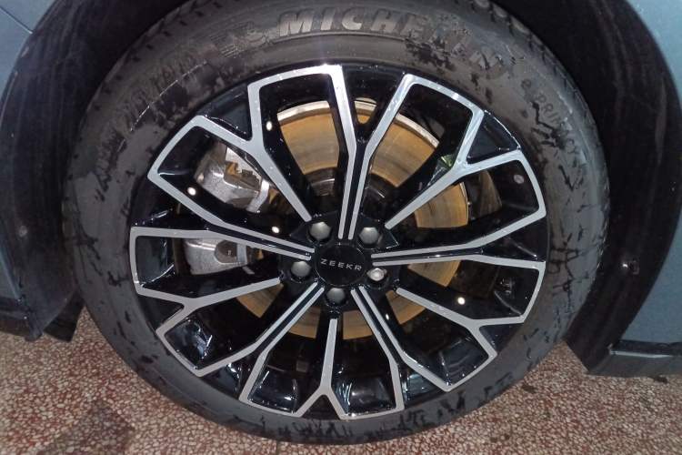 Used Zeekr 007 2024 Four-Wheel Drive Intelligent Driving Version 100 kWh
