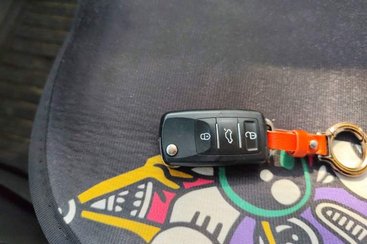 Used Chevrolet Cruze 2011 1.6L SE MT Transformers Edition
