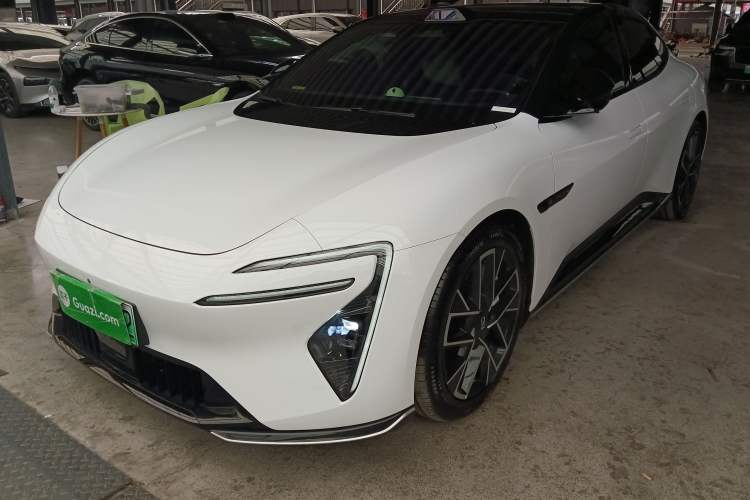 Used Avatr 06 2025 Ultra Pure Electric Edition