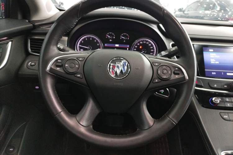 Used Buick LaCrosse 2022 652T Luxury Version
