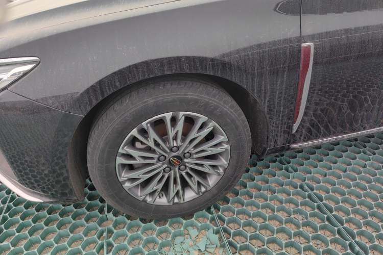 Used Hongqi H5 2024 1.5T DCT Smart Connect Flagship Edition
