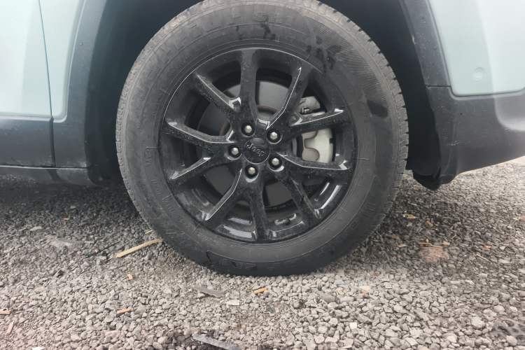 Used Jeep Cherokee 2016 2.4L Professional Smart Version
