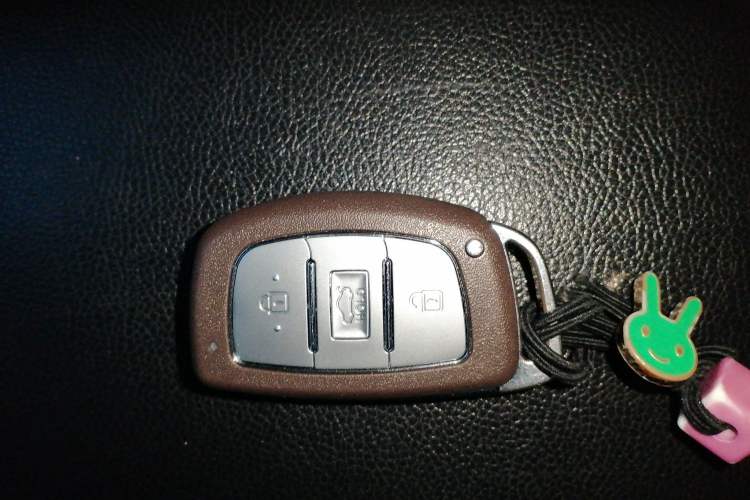 Used Hyundai Elantra (5th Generation / Langdong) 2015 1.6L Automatic Luxury Model