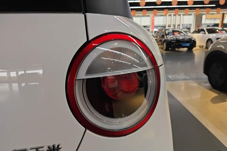 Used CHANGAN NEVO Lumin 2022 210km Sweet Edition Right Rear Taillight