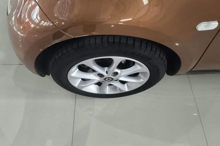 Used smart fortwo 2015 1.0L 52 kW hardtop Dynamic version