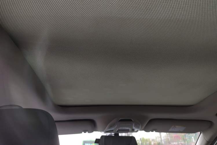 Used Geely Auto Coolray 2019 260T DCT Knight China VI Standard Headliner