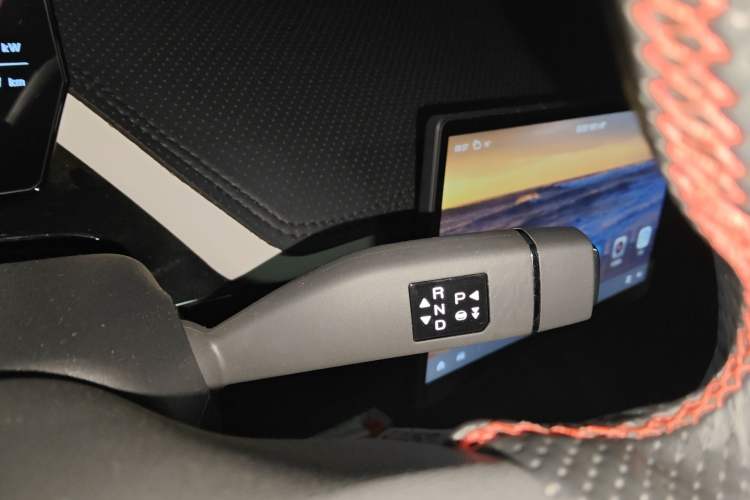 Used Chery QQ Little Ant 2024 Refreshed Version Youth Edition 321 km Beloved Edition 29.23 kWh
