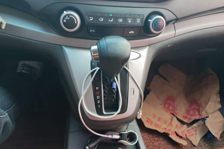 Used Honda CR-V 2012 2.0L two-wheel drive urban version