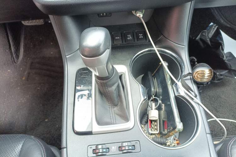 Used Toyota Highlander 2015 2.0T Four-Wheel Drive Ultimate Edition 7-Seater