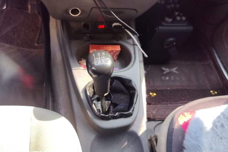 Used Wuling Hongguang 2014 1.5L Base Version
